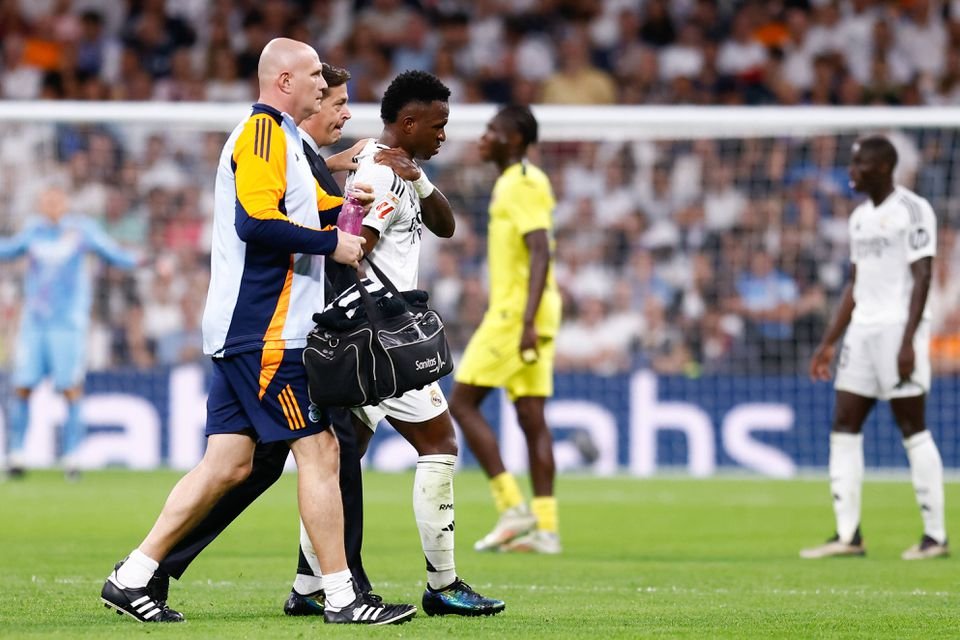 Vinícius Júnior Sofre Lesão Cervical e Pode Ficar de Fora da Seleção Brasileira